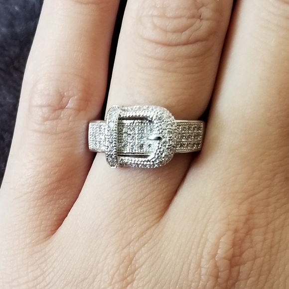 Bling Buckle Ring - Picture 2 of 3